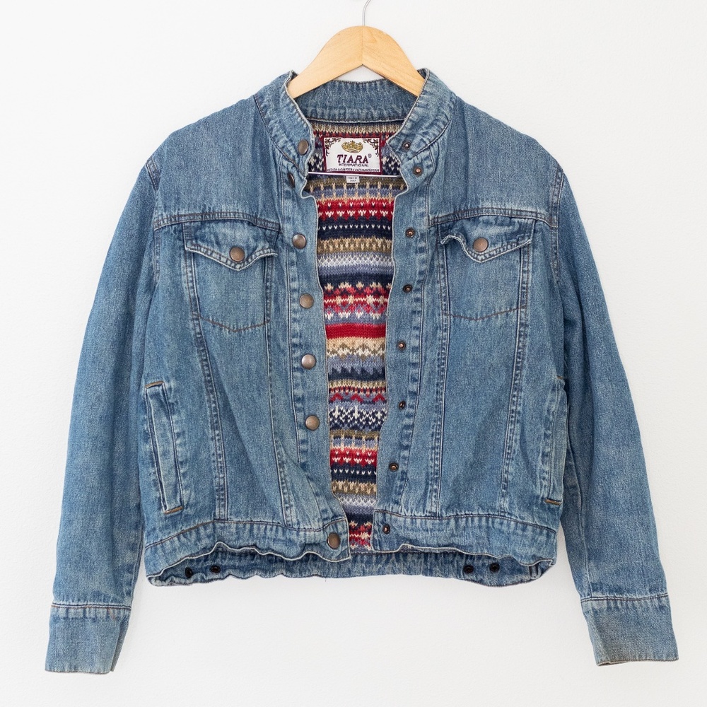 Vintage Denim Jacket Lined with Sweater Material Size Medium